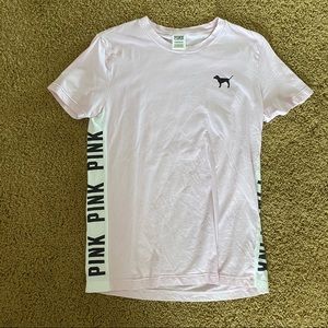 Light Pink VS Pink t-shirt